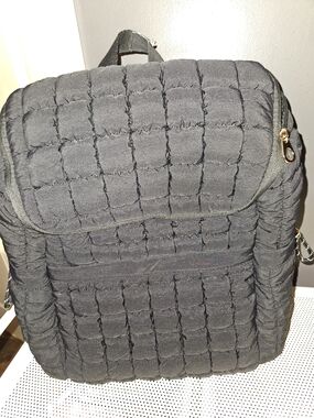 Quilted Black Men's Backpack - Lightweight Everyday Bag